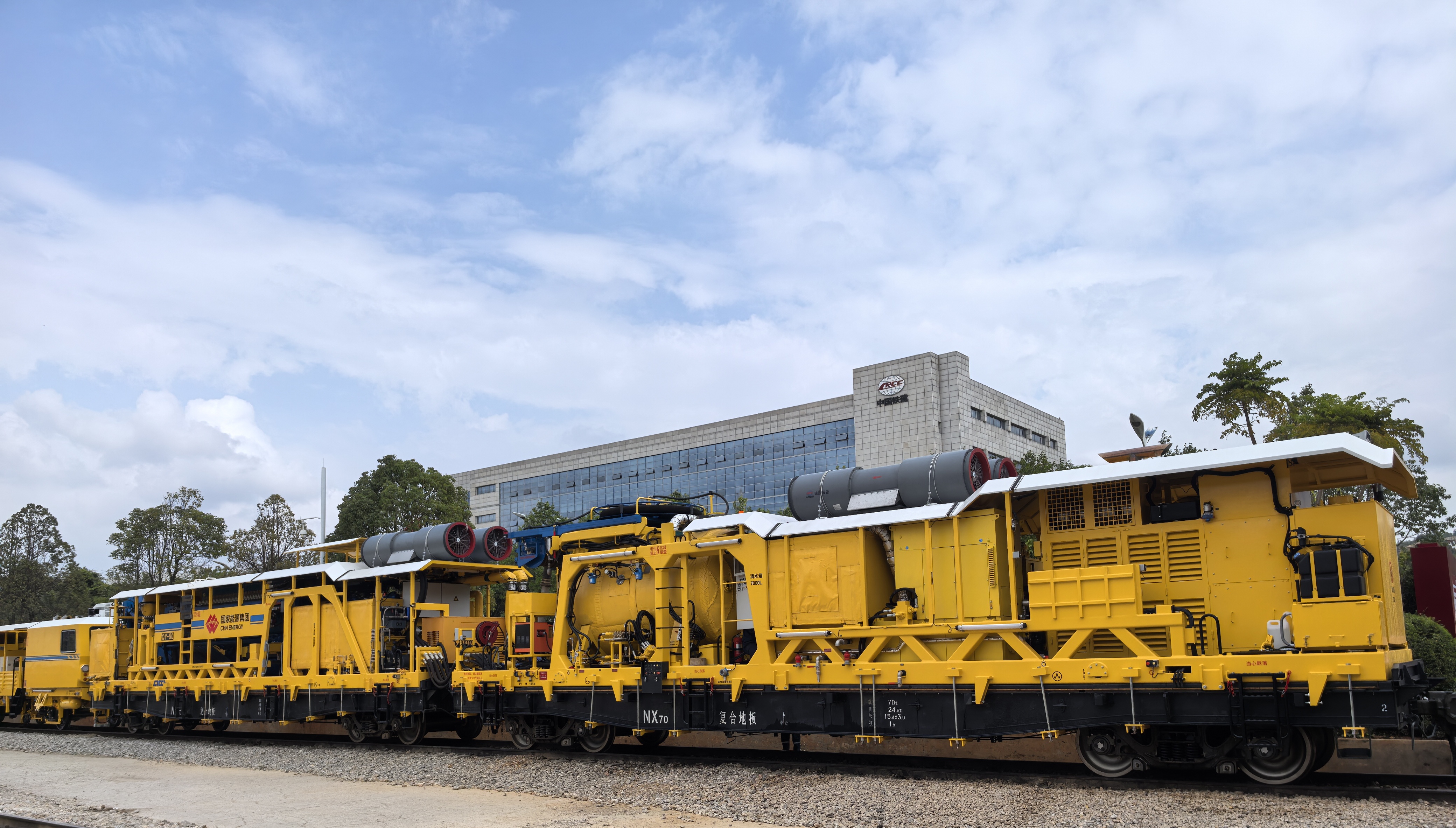 QY-50鐵路隧道排水溝清淤疏通車